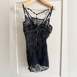 Elegant Black Lace Chemise
